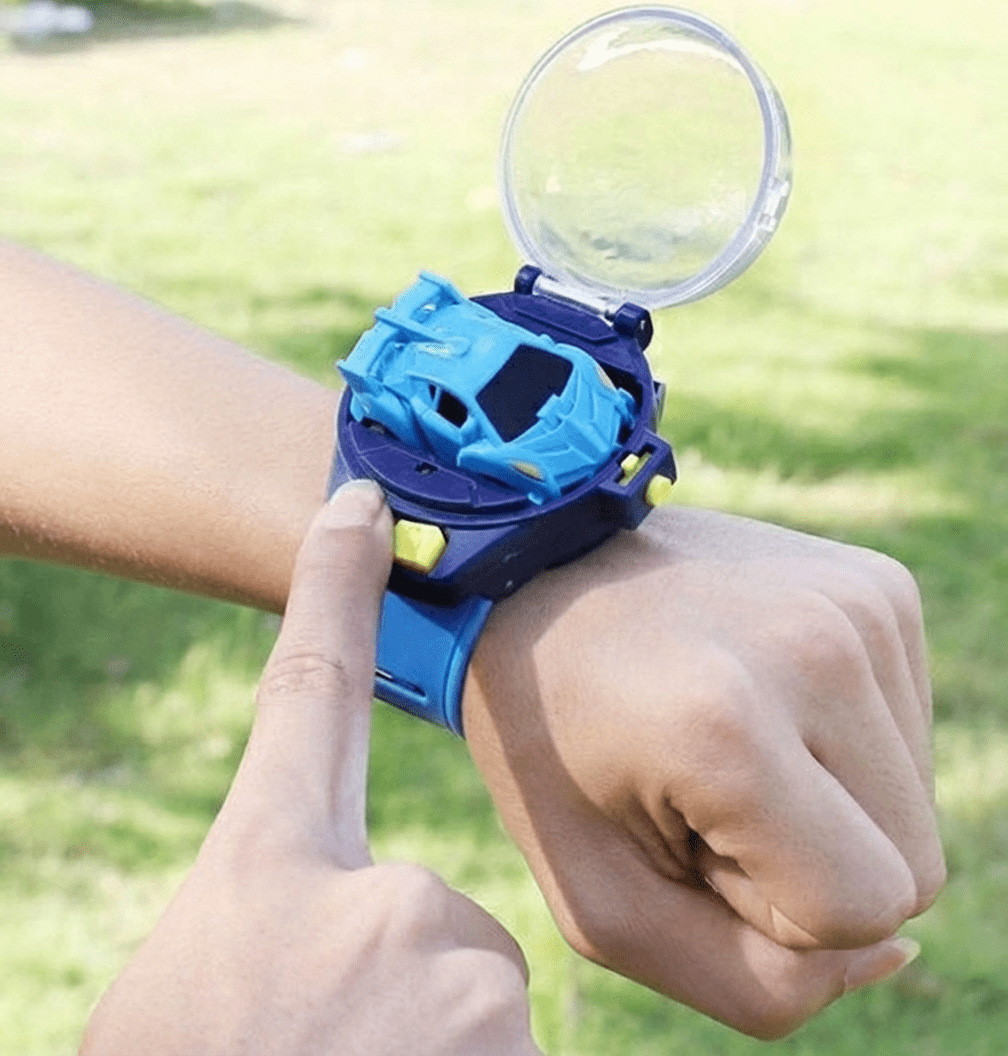 Montre avec voiture télécommandée